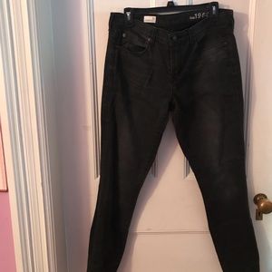 Gap Black Skinny Legging Jean- size 31